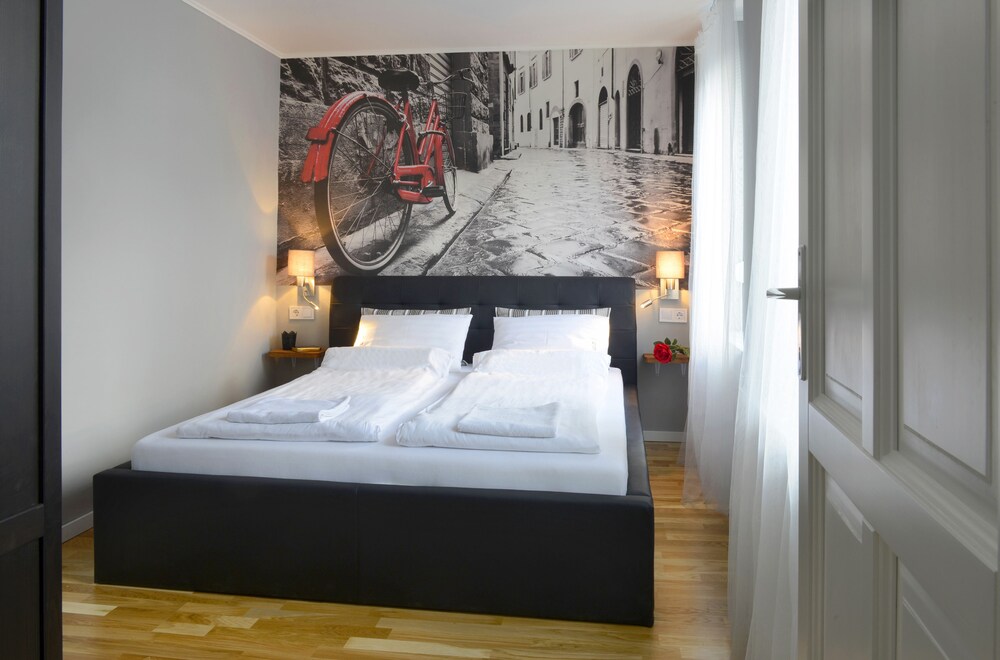 Bike Design Apartment - Guestroom