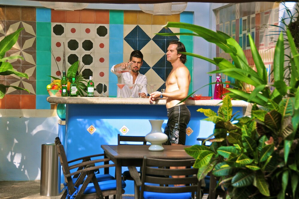 Hotel Bar