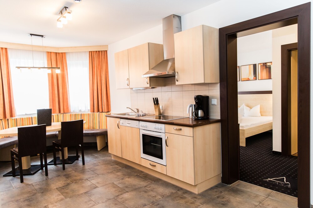 Apartment, Balcony, Mountain View (Quattro Grande) - Living Area