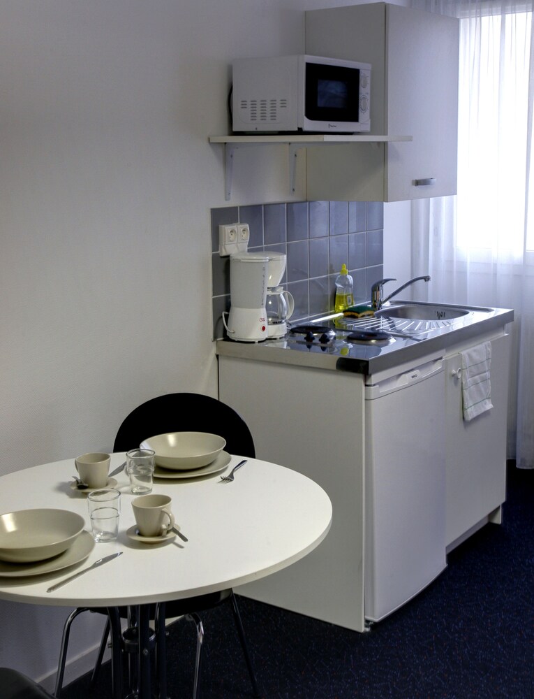 In-Room Kitchenette