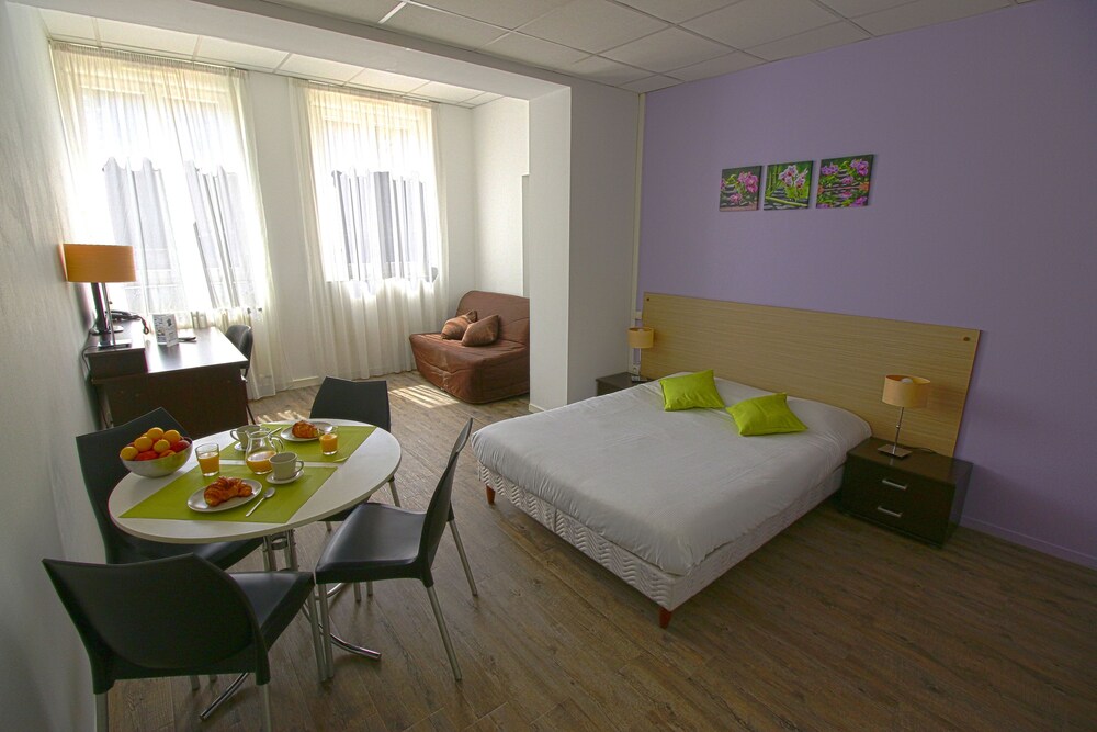 Superior Studio - Guestroom