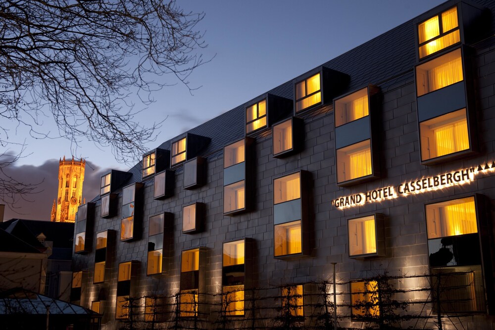 Hotel Front - Evening/Night