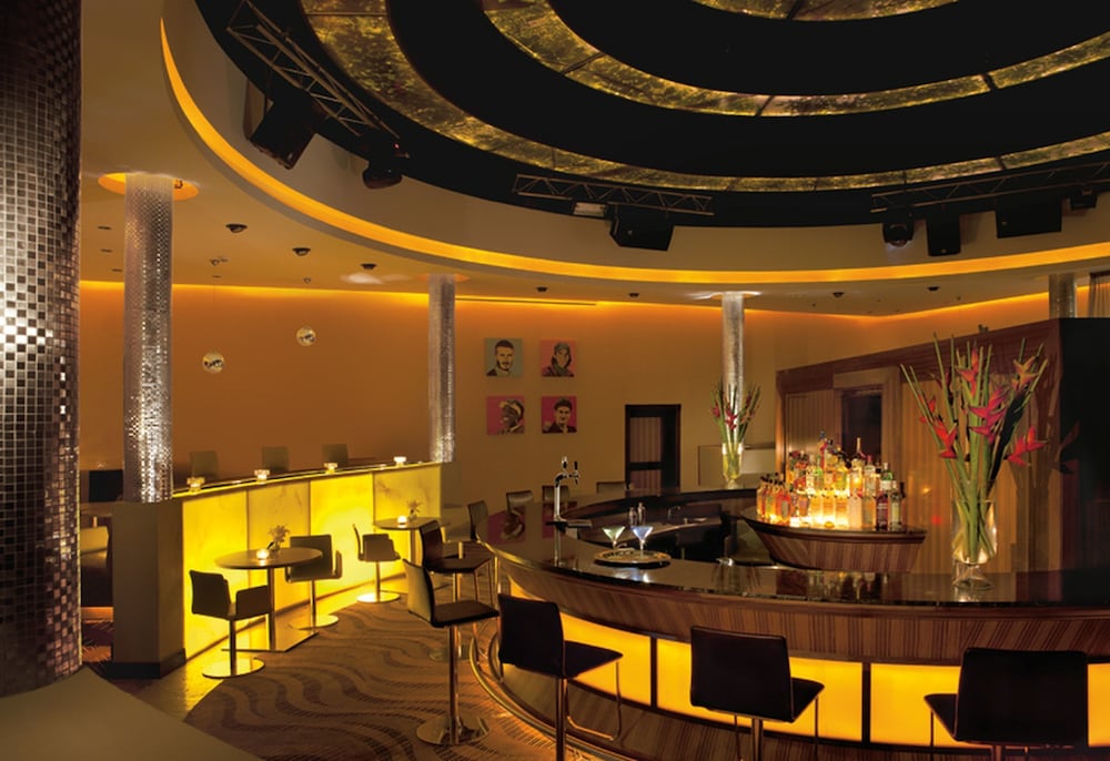 Hotel Lounge