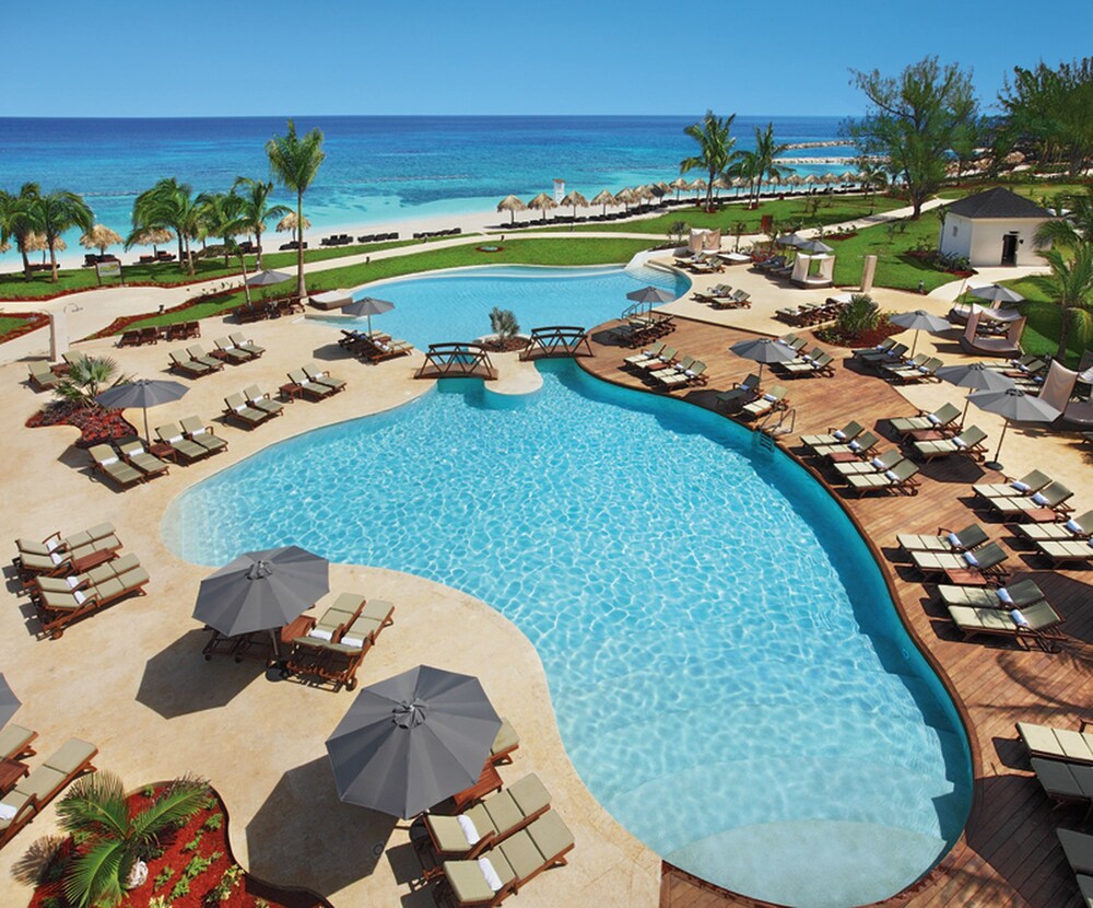 Outdoor pool, Secrets Wild Orchid Montego Bay - Luxury - Adults Only - All Inclusive