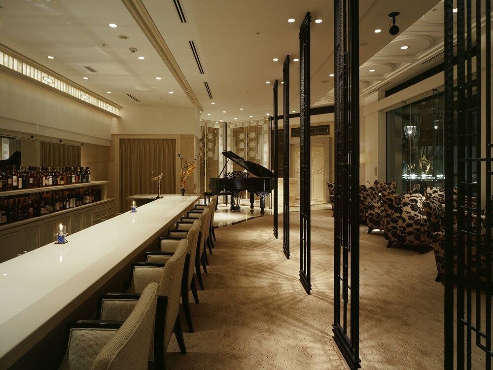 Hotel Bar