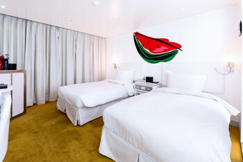 Guestroom