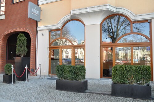 Atrium Hotel