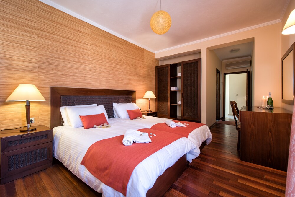 Villa, 2 Bedrooms, Private Pool, Sea View - Guestroom