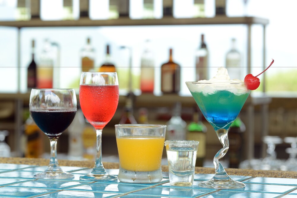 Poolside Bar