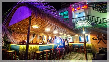 Hotel Bar
