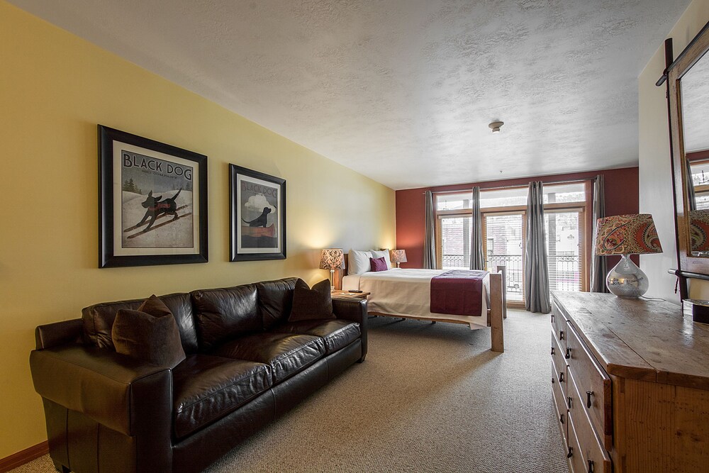 객실 (Standard 1-bedroom condominium with spa)