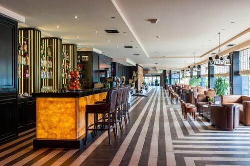 Hotel Lounge