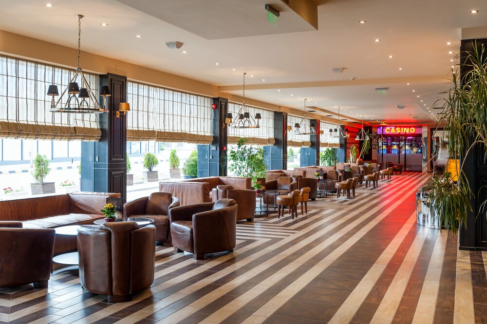 Hotel Lounge