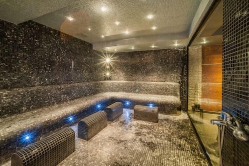 Steam Room