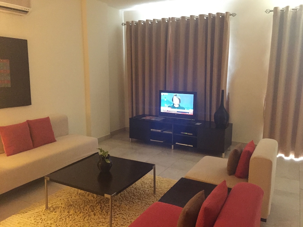 Penthouse, 2 Bedrooms - Living Area