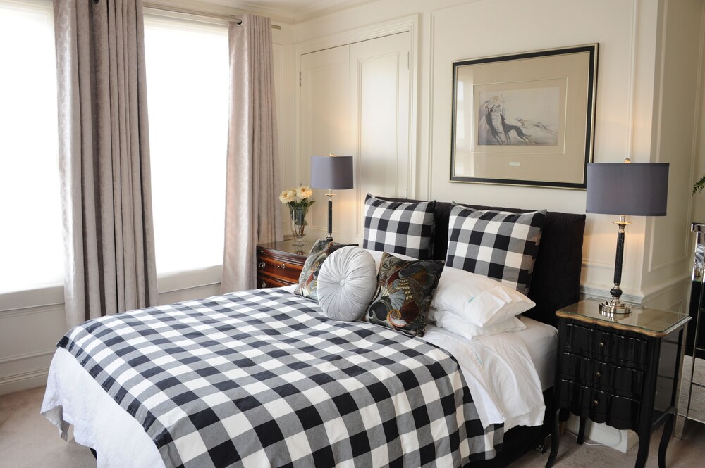 The Sophia - Guestroom