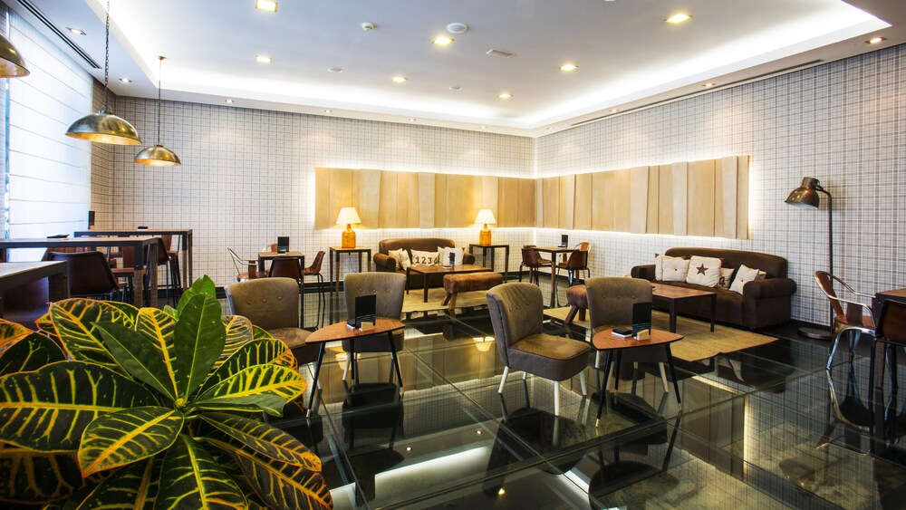Snack Bar
