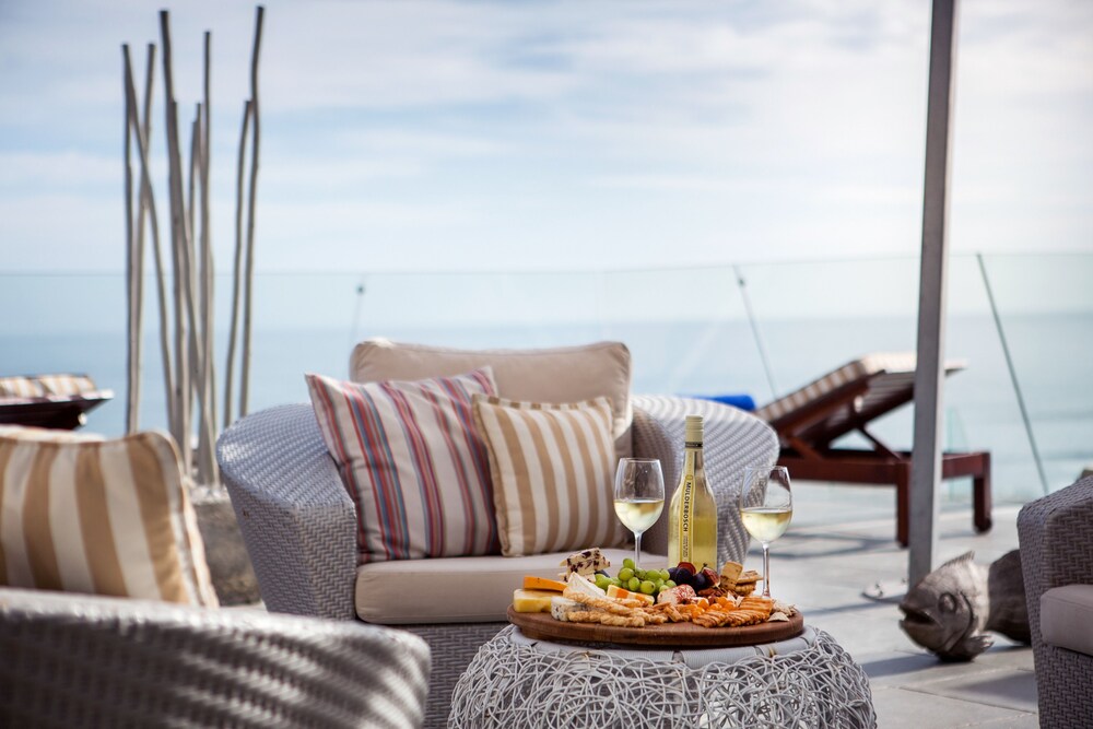 Sundeck