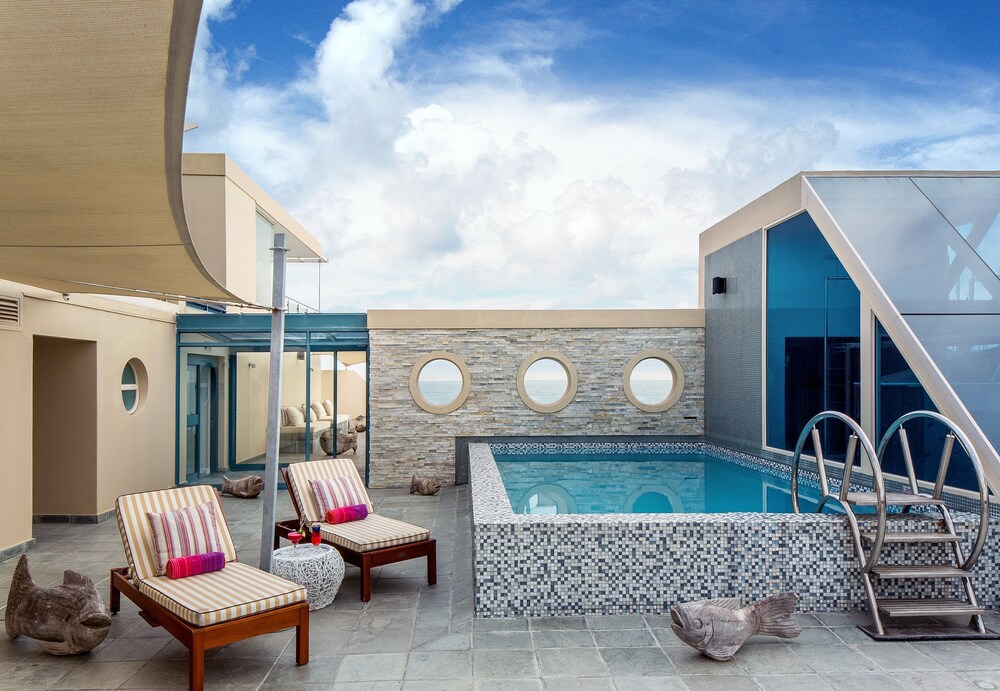 Rooftop Pool