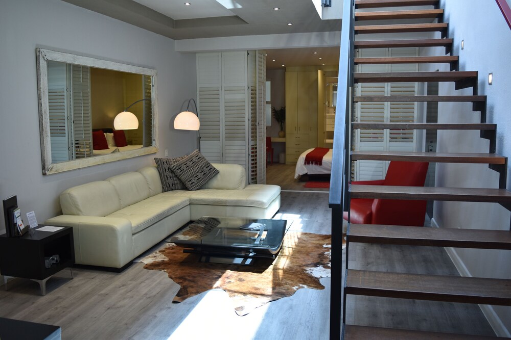 Exclusive Cottage, 2 Bedrooms, City View (139 Waterkant Street 2 night min stay) - Terrace/Patio