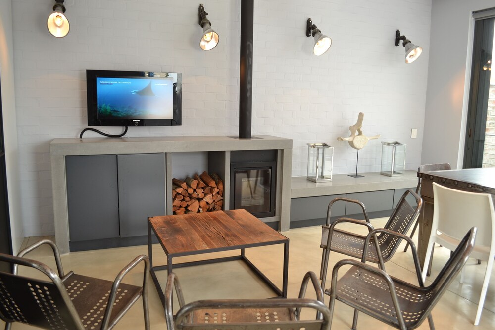Cottage, 4 Bedrooms, Terrace, City View (76 Waterkant Street 2 night min stay) - Living Area