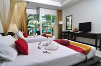 Deluxe Room, Pool Access (New Grand Wing)