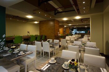 Family Dining