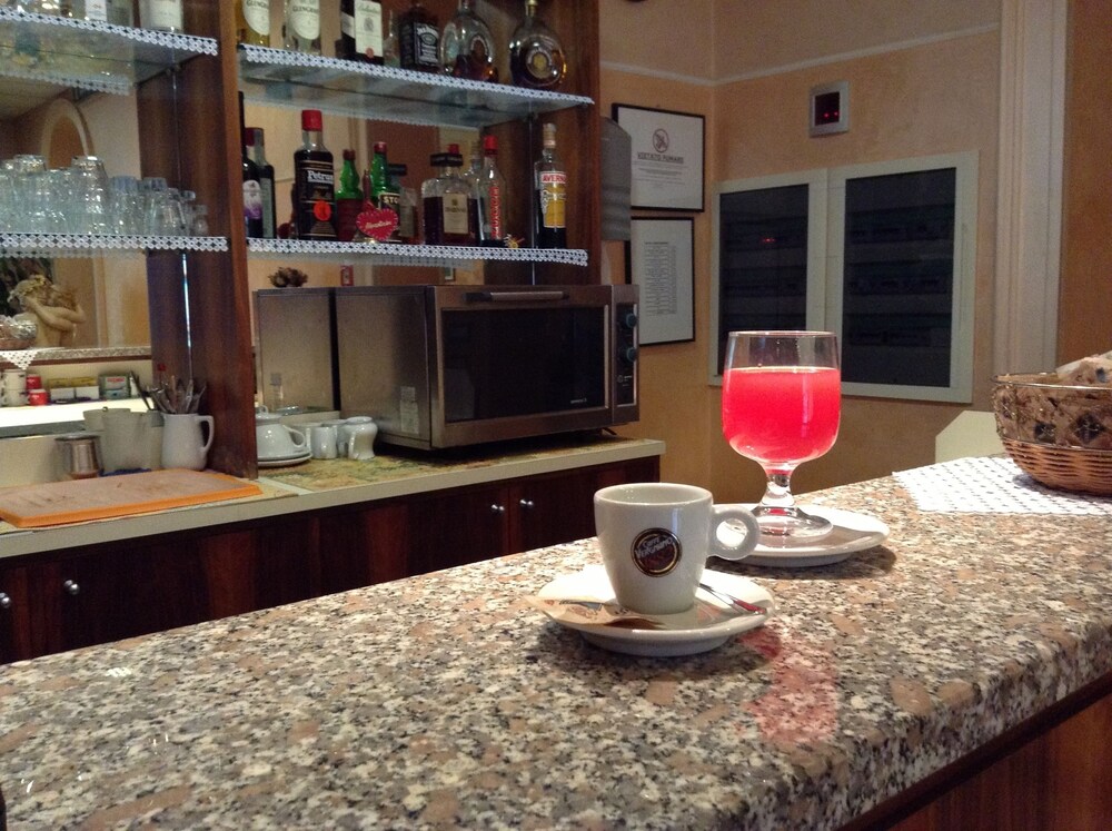 Hotel Lounge