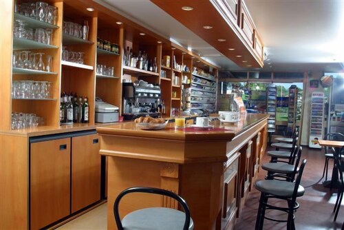 Hotel Bar