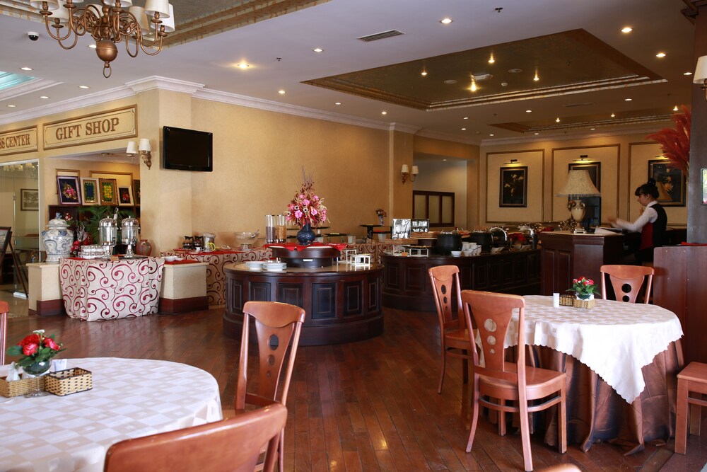 Hotel Bar