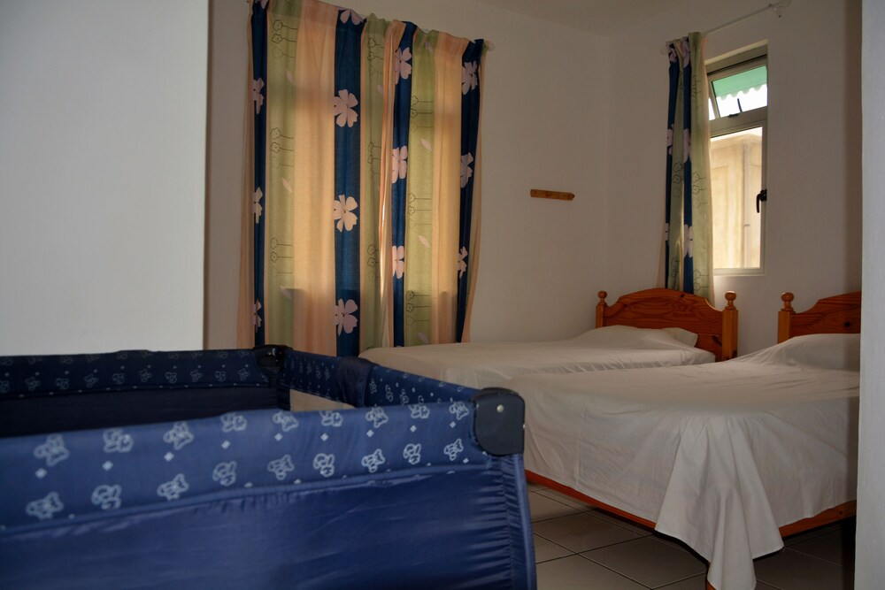 Studio - Guestroom