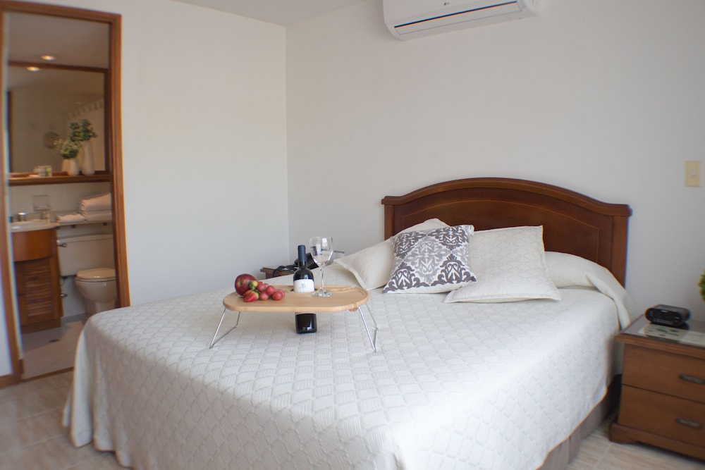 Standard Apartment - Guestroom