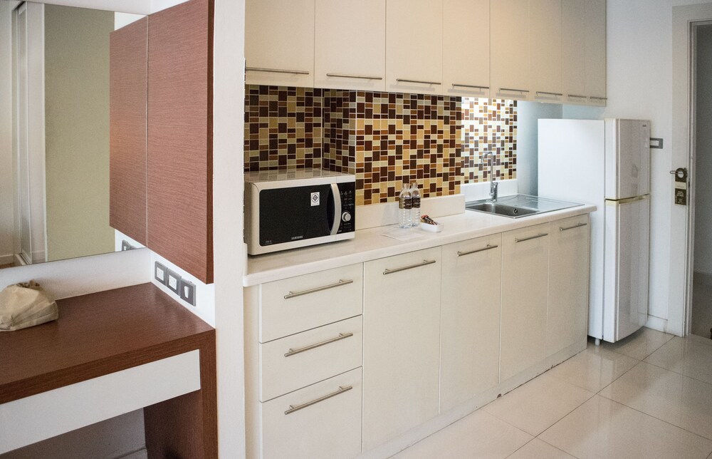 In-Room Kitchenette