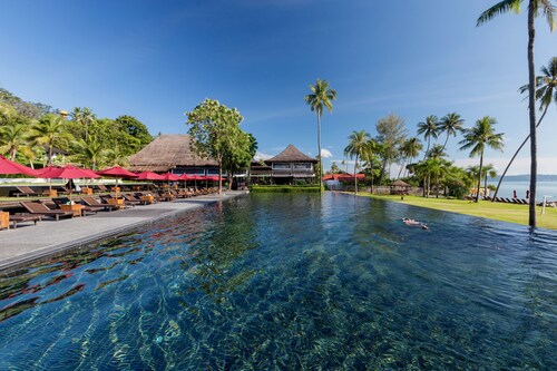 เดอะ วิจิตร รีสอร์ท ภูเก็ต