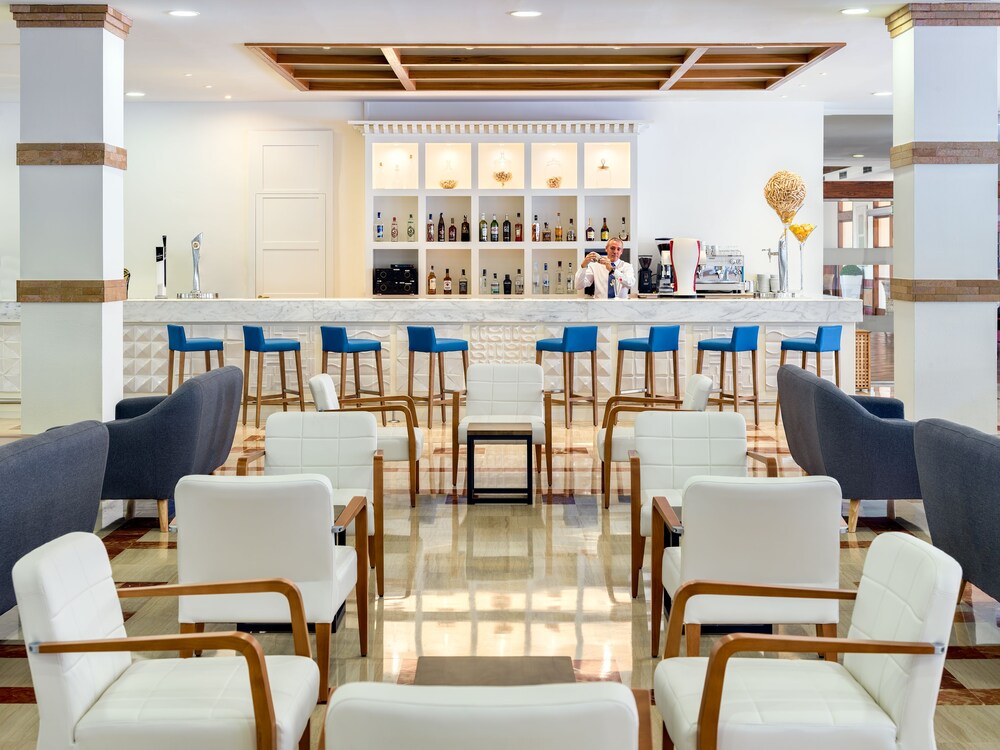 Snack Bar