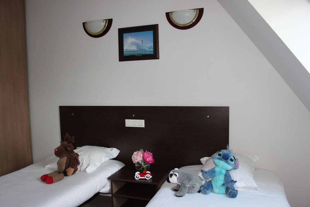 Efficiency, Suite, Multiple Beds, Non Smoking - Guestroom