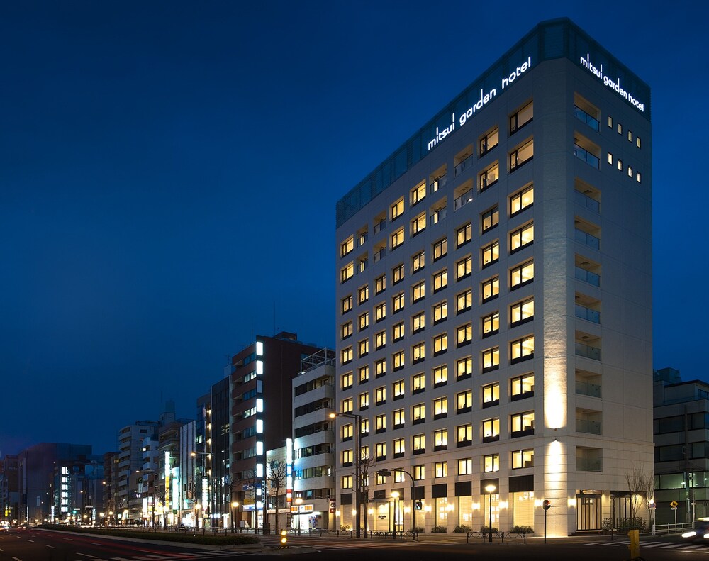 Hotel Front - Evening/Night