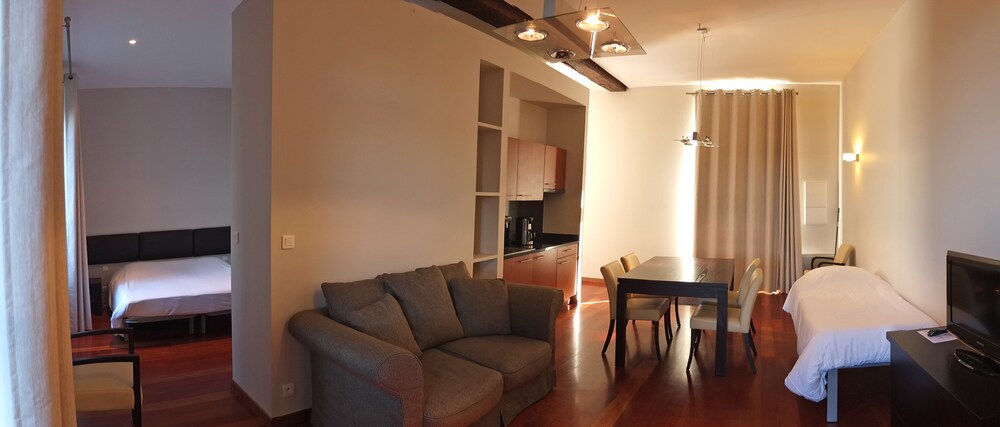 Standard Duplex - Living Room