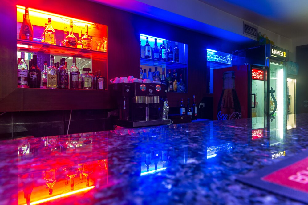 Sports Bar