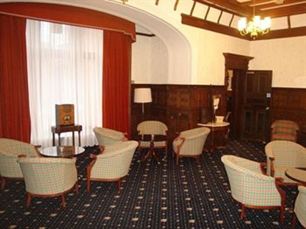 Hotel Bar