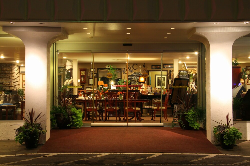 Hotel Front