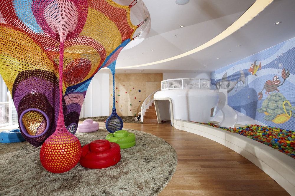 Childrens Play Area - Indoor
