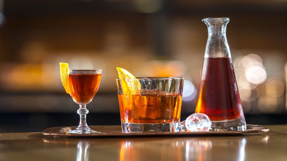 Hotel Bar