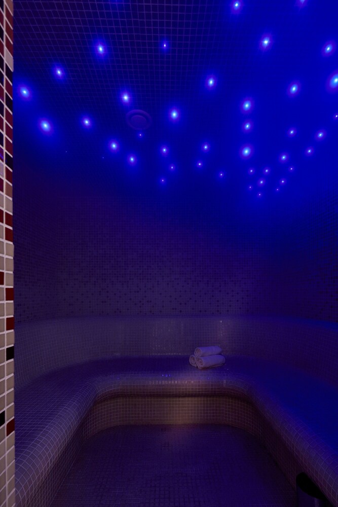 Steam Room