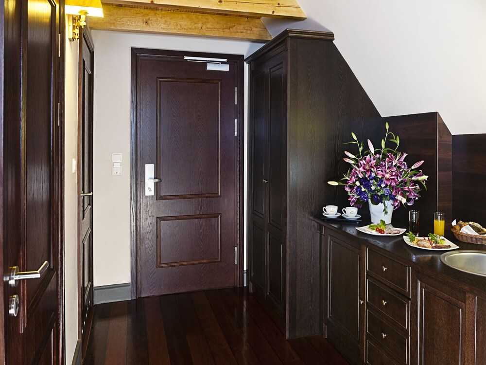 In-Room Kitchenette