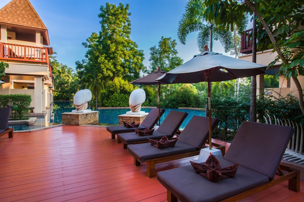 Sundeck