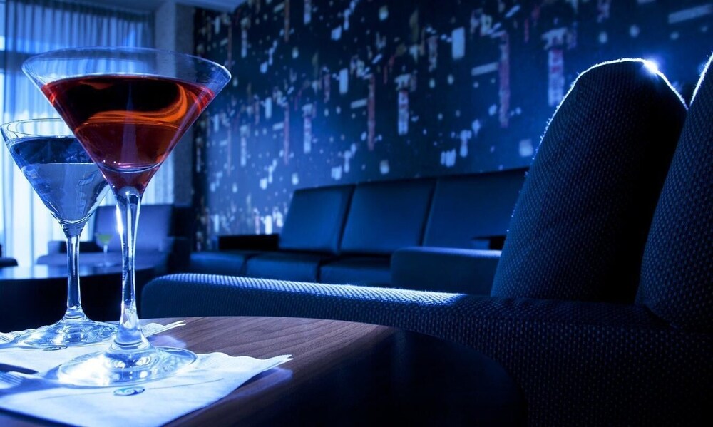 Hotel Bar