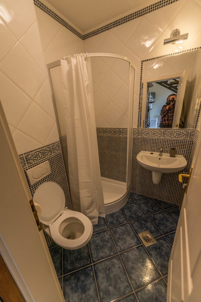 욕실 (Apartment for 2 people)