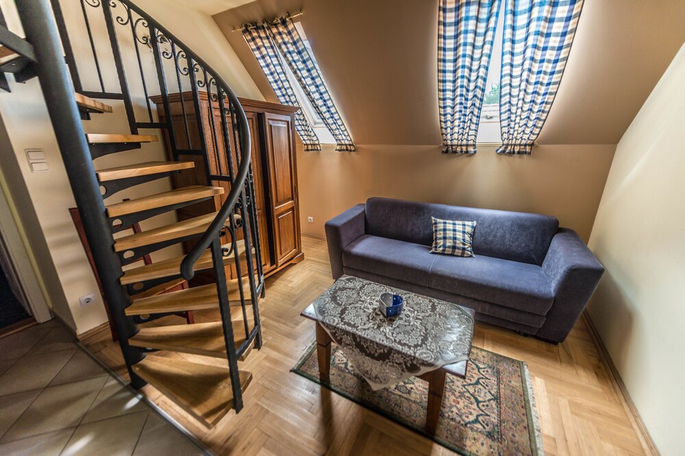 거실 공간 (Apartment for 2 people)