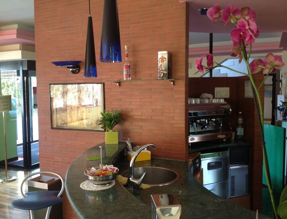 Hotel Lounge